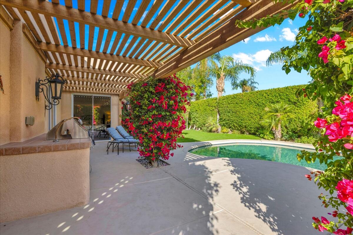 Palm Desert, California, 92211, United States, 3 Bedrooms Bedrooms, ,2 BathroomsBathrooms,Residential,For Sale,1996172