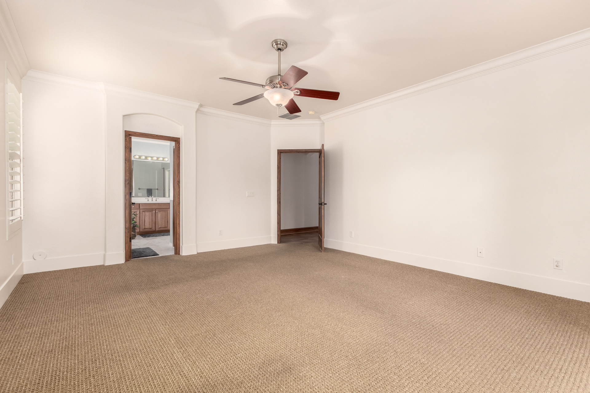 Phoenix, Arizona, 85083, United States, 4 Bedrooms Bedrooms, ,4 BathroomsBathrooms,Residential,For Sale,1993851