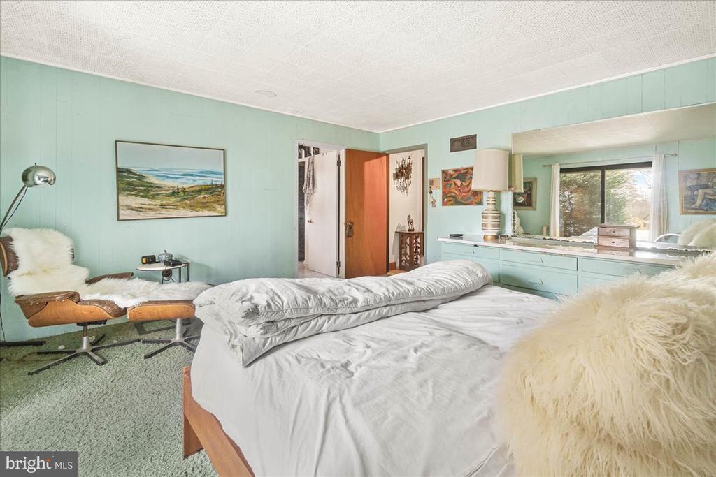Fayetteville, Pennsylvania, 17222, United States, 3 Bedrooms Bedrooms, ,2 BathroomsBathrooms,Residential,For Sale,1928421