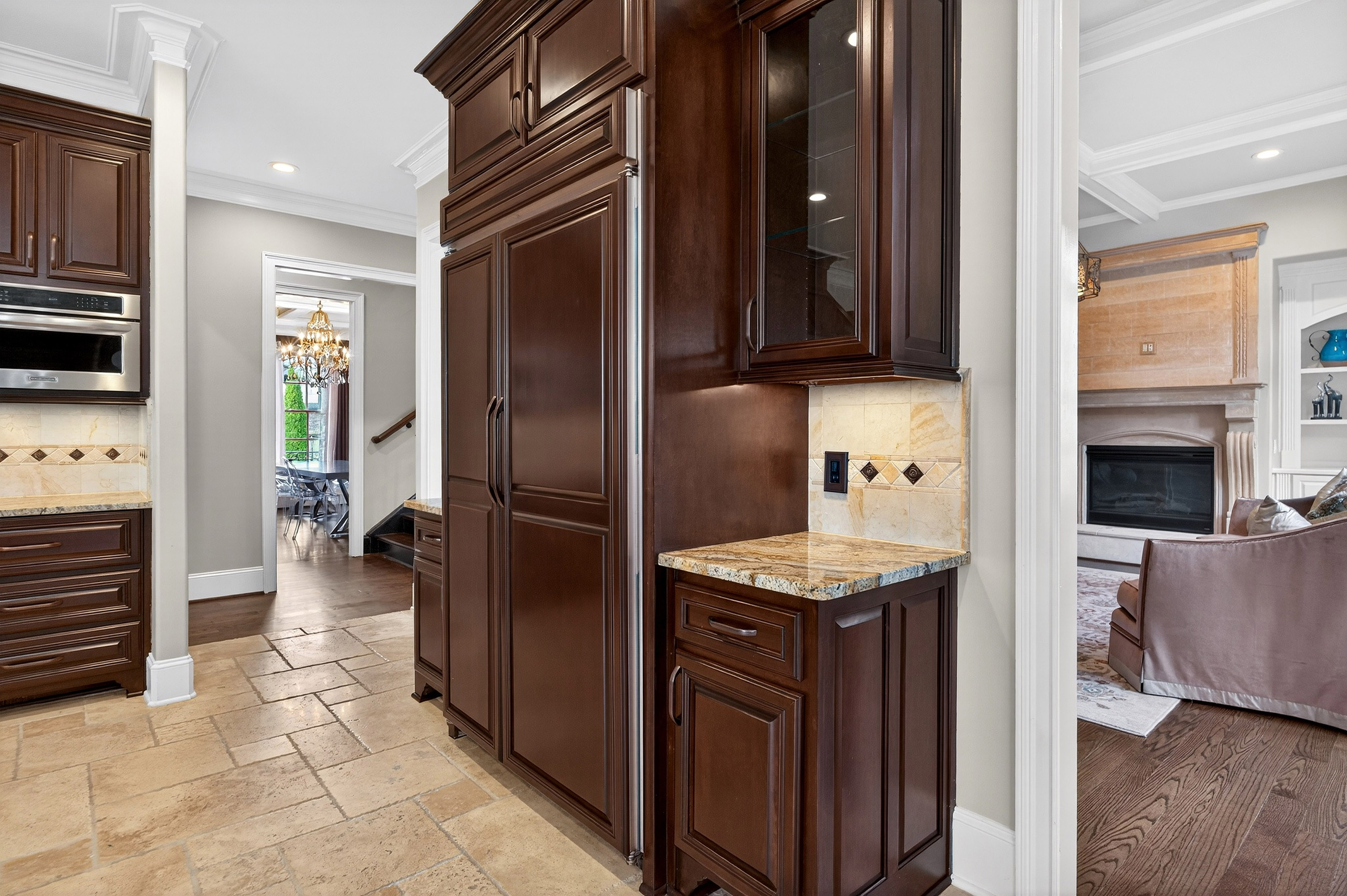 Elegant Home Offering Luxury, Functionality, and Privacy - 物件實景