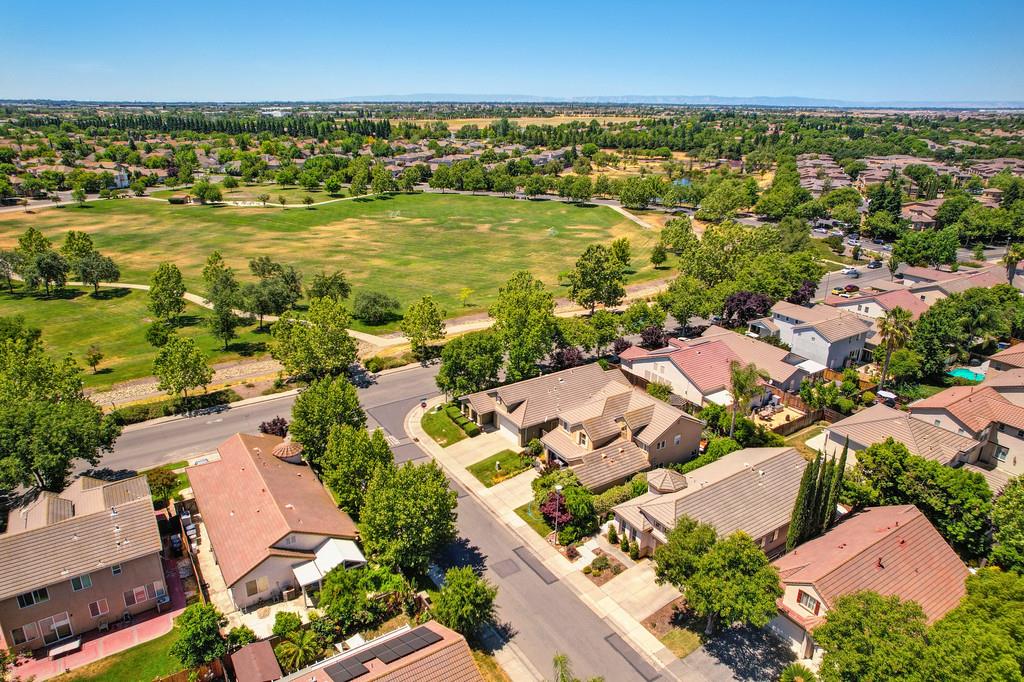 Sacramento, California, 95835, United States, 4 Bedrooms Bedrooms, ,2 BathroomsBathrooms,Residential,For Sale,1957023