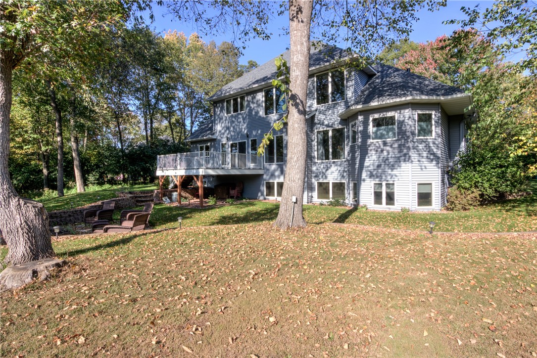 Eau Claire, Wisconsin, 54701, United States, 5 Bedrooms Bedrooms, ,4 BathroomsBathrooms,Residential,For Sale,1976179