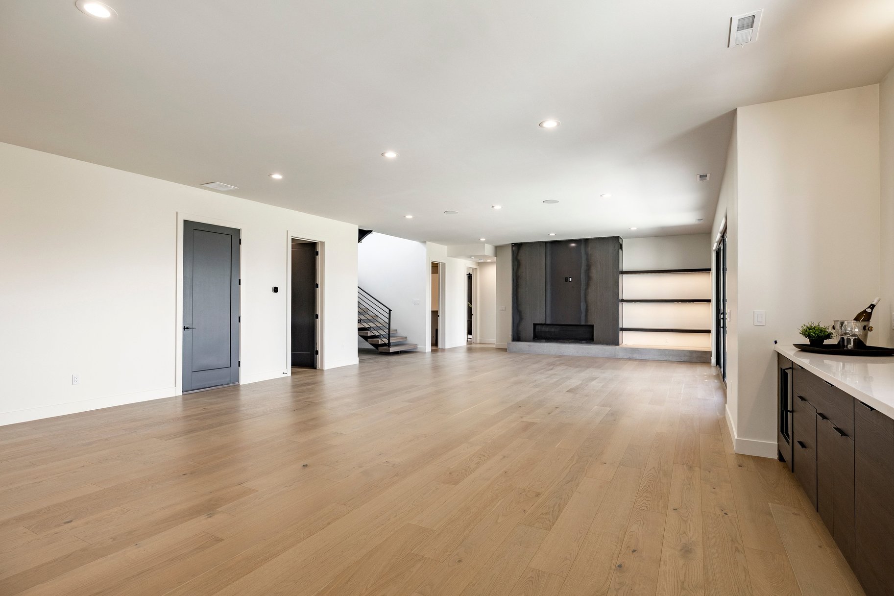  Upgraded Luxury Living with Panoramic Mountain Views - 物件實景