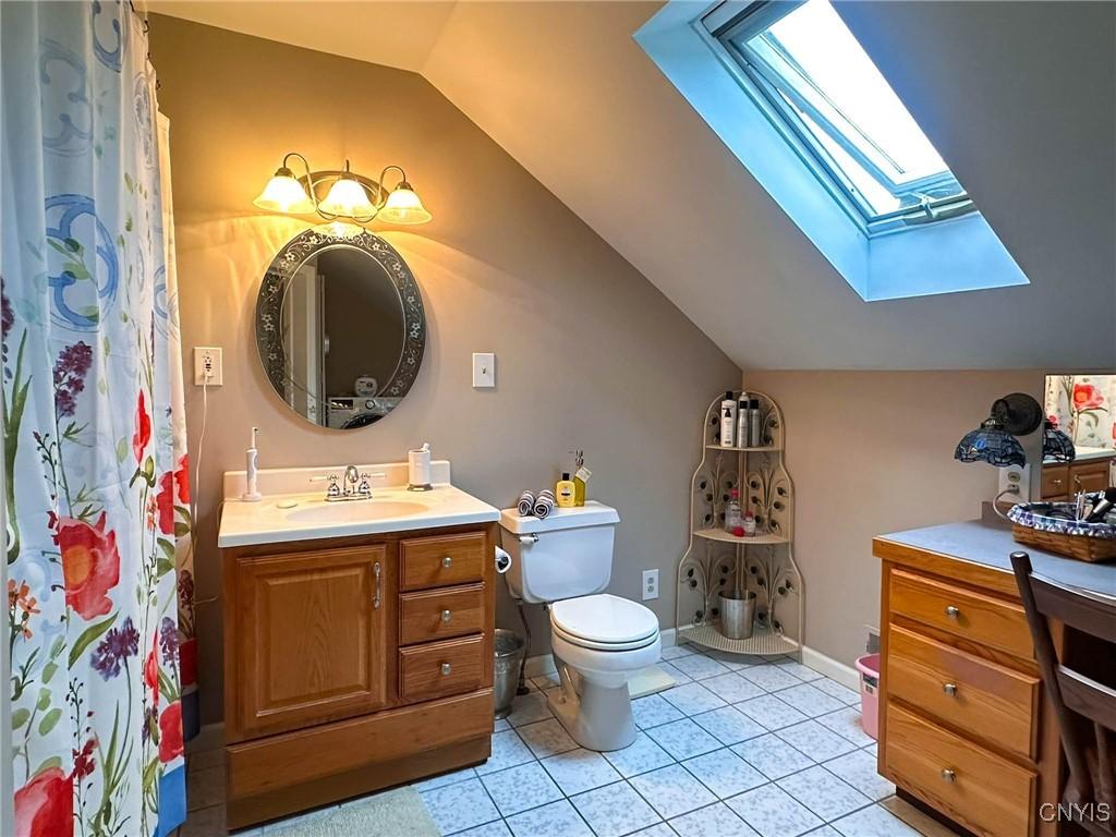 New Hartford, New York, 13413, United States, 4 Bedrooms Bedrooms, ,5 BathroomsBathrooms,Residential,For Sale,1932756