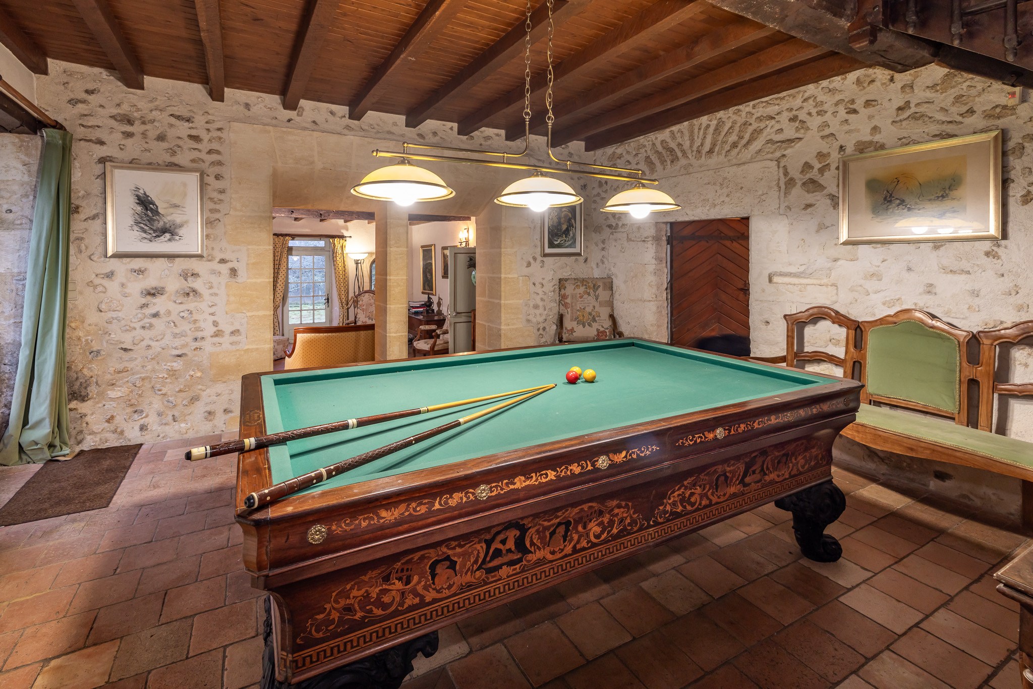  Property of 700m² with swimming pool, tennis court, ponds over more than 40 hec… - 物件實景