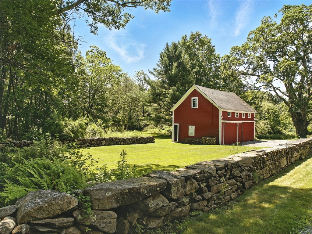 Bolton, Massachusetts, 01740, United States, 4 Bedrooms Bedrooms, ,4 BathroomsBathrooms,Residential,For Sale,1866522