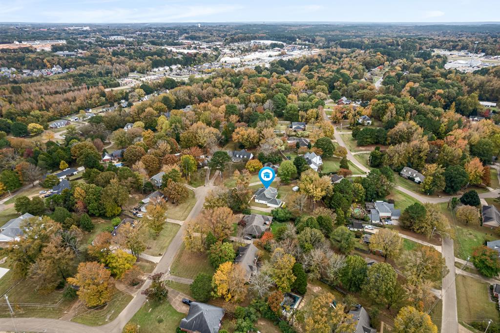 OXFORD, Mississippi, 38655, United States, 4 Bedrooms Bedrooms, ,3 BathroomsBathrooms,Residential,For Sale,1991795