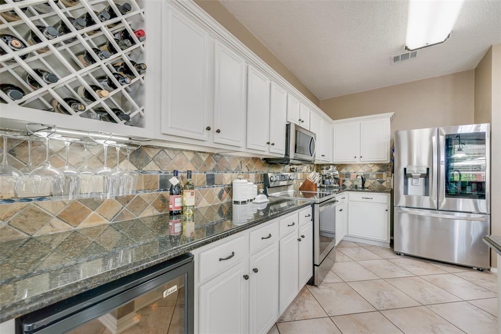 Rowlett, Texas, 75089, United States, 4 Bedrooms Bedrooms, ,3 BathroomsBathrooms,Residential,For Sale,1918361