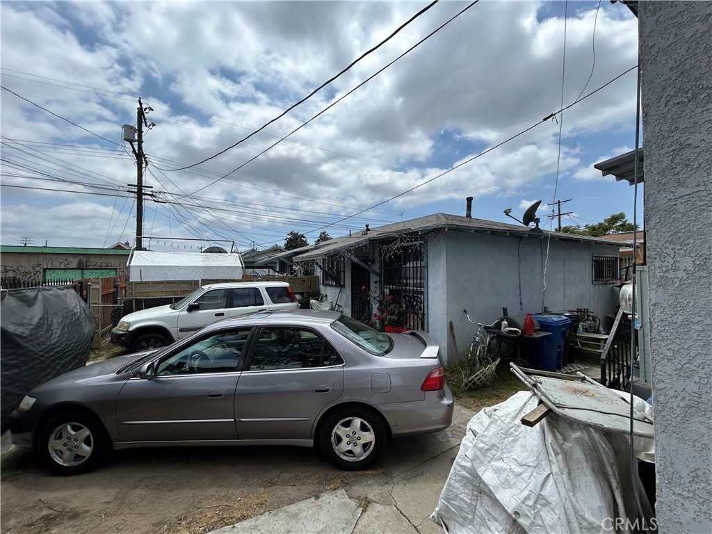 Los Angeles, California, 90011, United States, ,Residential,For Sale,1872569