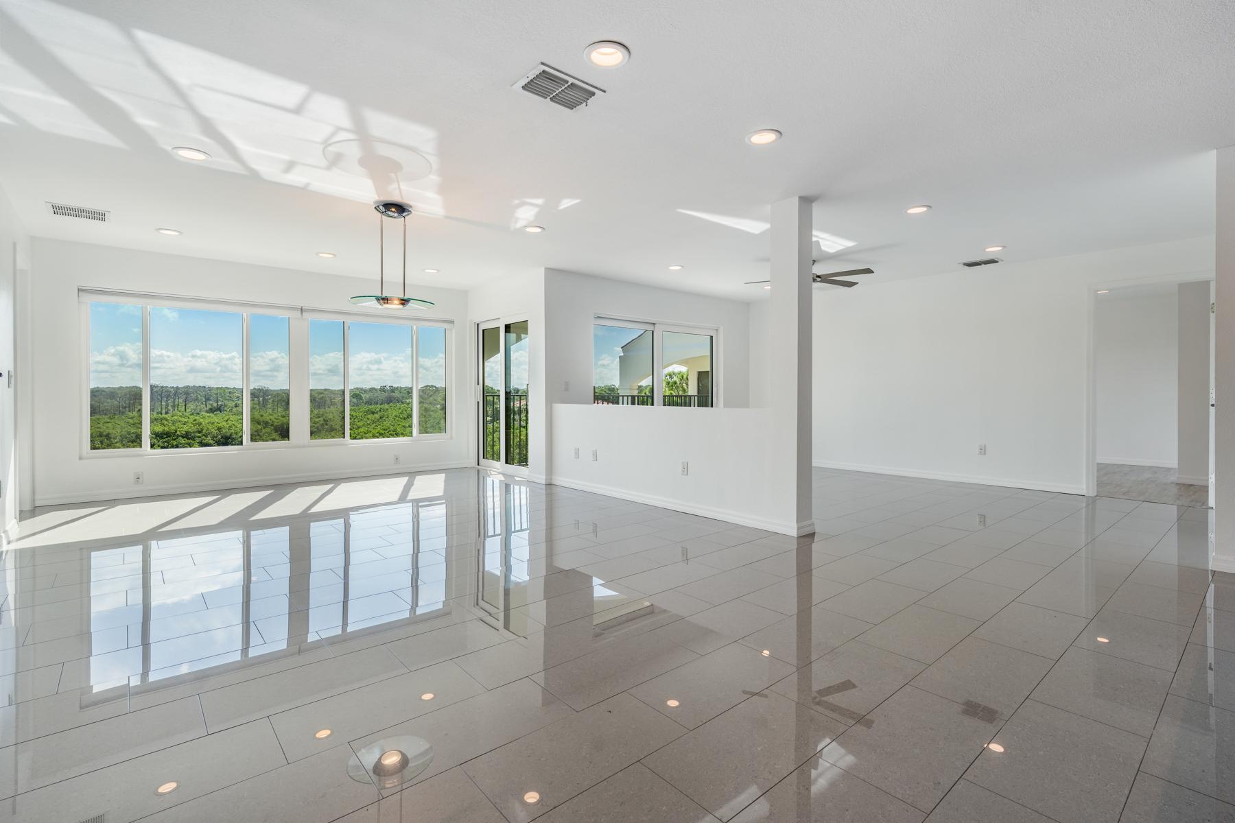 Tarpon Springs, Florida, 34689, United States, 4 Bedrooms Bedrooms, ,4 BathroomsBathrooms,Residential,For Sale,1863560