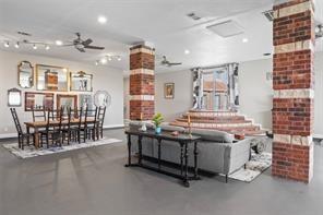 Midlothian, Texas, 76065, United States, 6 Bedrooms Bedrooms, ,6 BathroomsBathrooms,Residential,For Sale,2048042