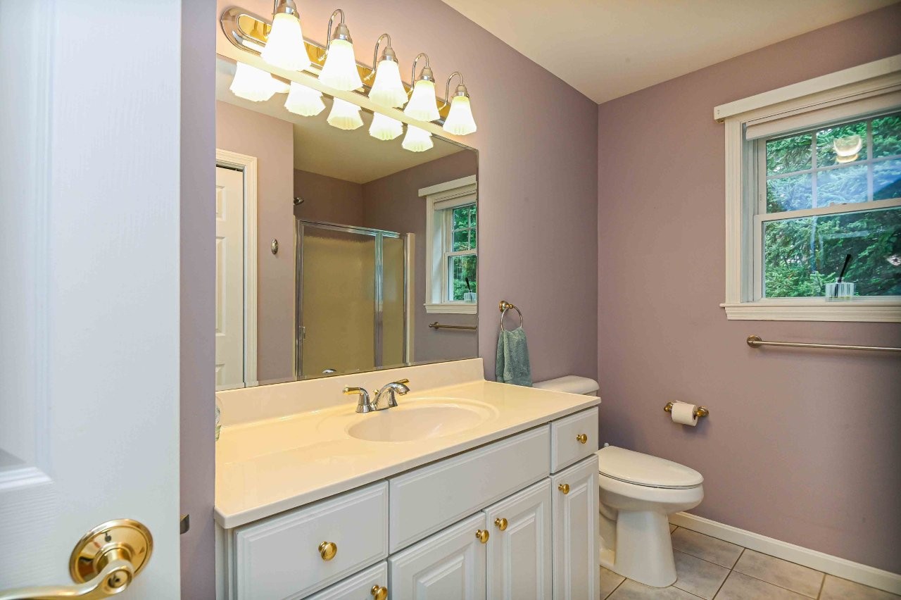 York, Maine, 03909, United States, 2 Bedrooms Bedrooms, ,2 BathroomsBathrooms,Residential,For Sale,1896893