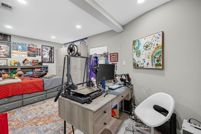 Oakland Park, Florida, 33334, United States, 3 Bedrooms Bedrooms, ,2 BathroomsBathrooms,Residential,For Sale,1986297