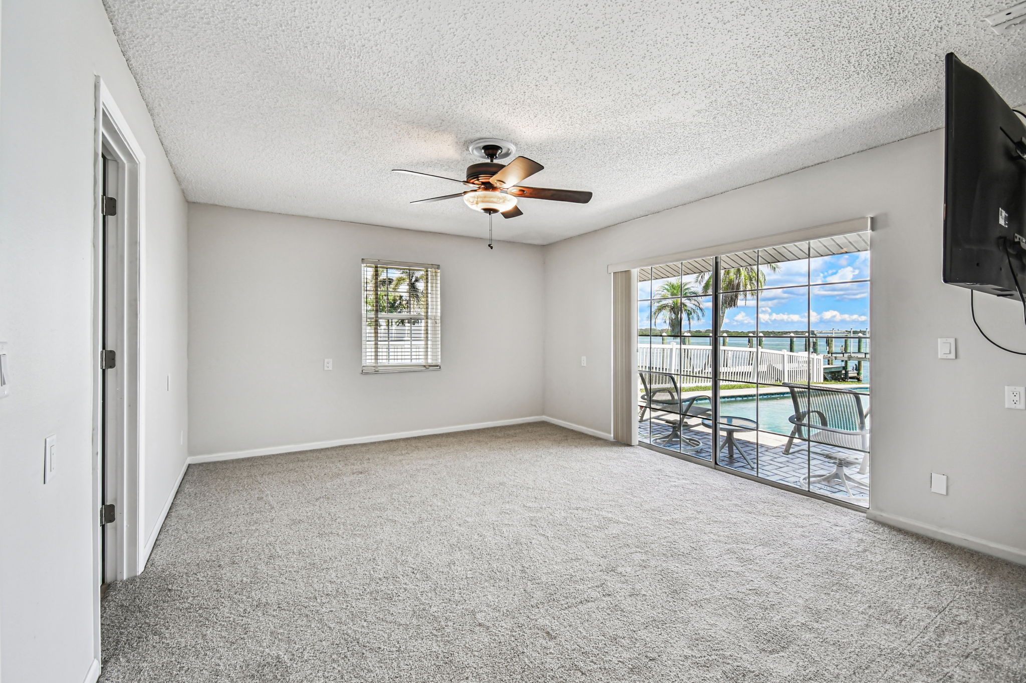 Madeira Beach, Florida, 33708, United States, 4 Bedrooms Bedrooms, ,2 BathroomsBathrooms,Residential,For Sale,2005483