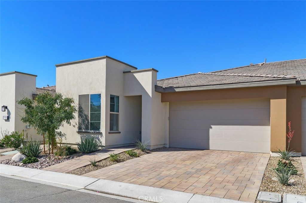 Indio, California, 92201, United States, 2 Bedrooms Bedrooms, ,3 BathroomsBathrooms,Residential,For Sale,1919673