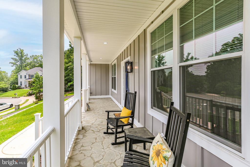 Fredericksburg, Virginia, 22408, United States, 4 Bedrooms Bedrooms, ,4 BathroomsBathrooms,Residential,For Sale,1737760