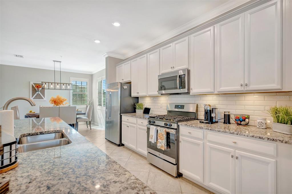 Bradenton, Florida, 34211, United States, 3 Bedrooms Bedrooms, ,2 BathroomsBathrooms,Residential,For Sale,1995984