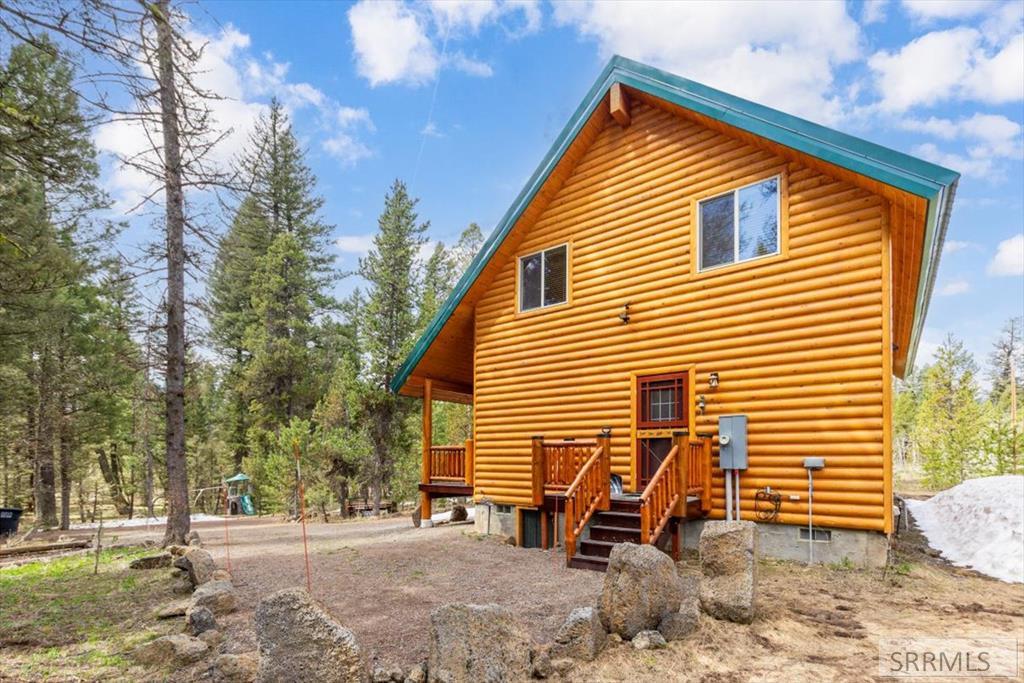 Island Park, Idaho, 83429, United States, 3 Bedrooms Bedrooms, ,2 BathroomsBathrooms,Residential,For Sale,1766025