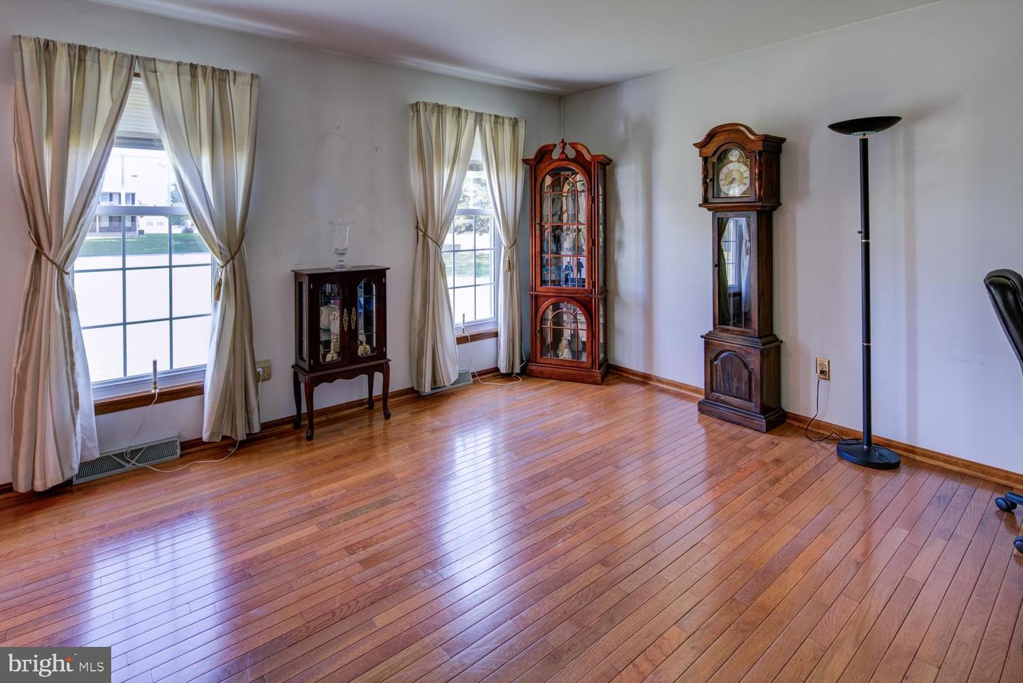 MIDDLETOWN, Delaware, 19709, United States, 4 Bedrooms Bedrooms, ,3 BathroomsBathrooms,Residential,For Sale,1988880