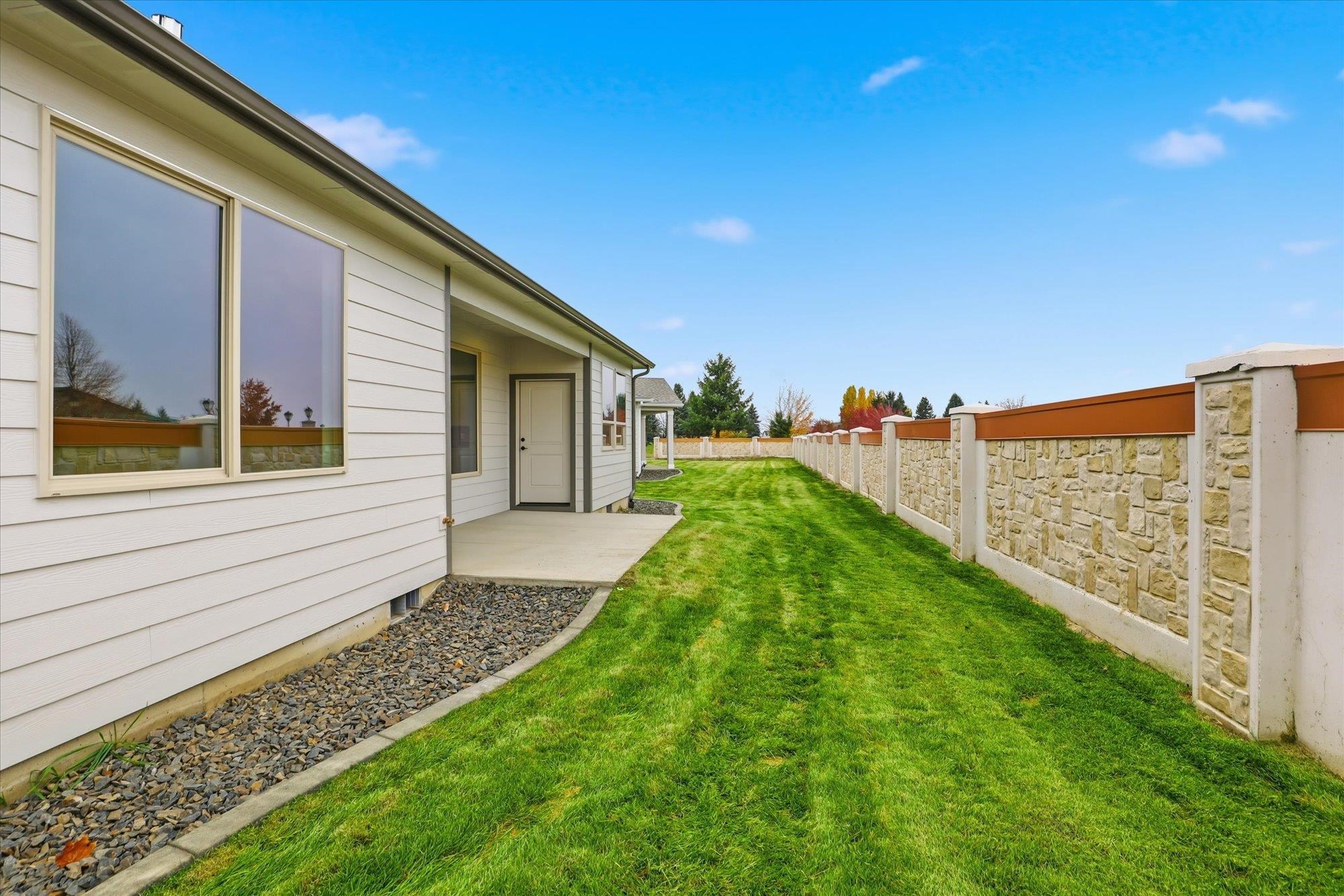 Deer Park, Washington, 99006, United States, 3 Bedrooms Bedrooms, ,2 BathroomsBathrooms,Residential,For Sale,1988069