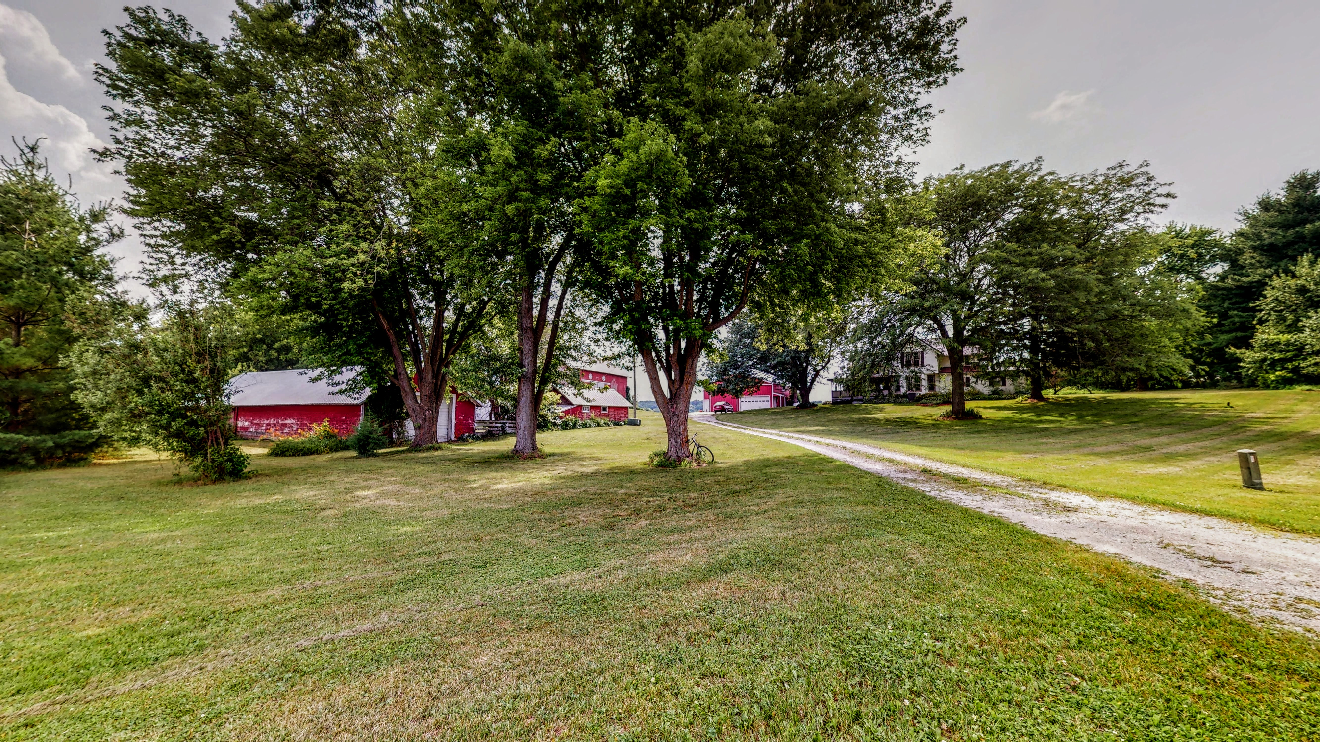 Milford, Wisconsin, 53551, United States, 4 Bedrooms Bedrooms, ,2 BathroomsBathrooms,Residential,For Sale,1889532