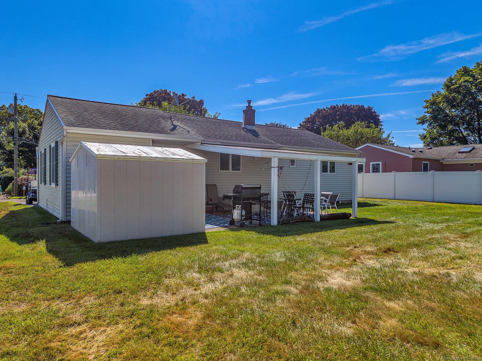 Old Saybrook, Connecticut, 06475, United States, 2 Bedrooms Bedrooms, ,2 BathroomsBathrooms,Residential,For Sale,1895780