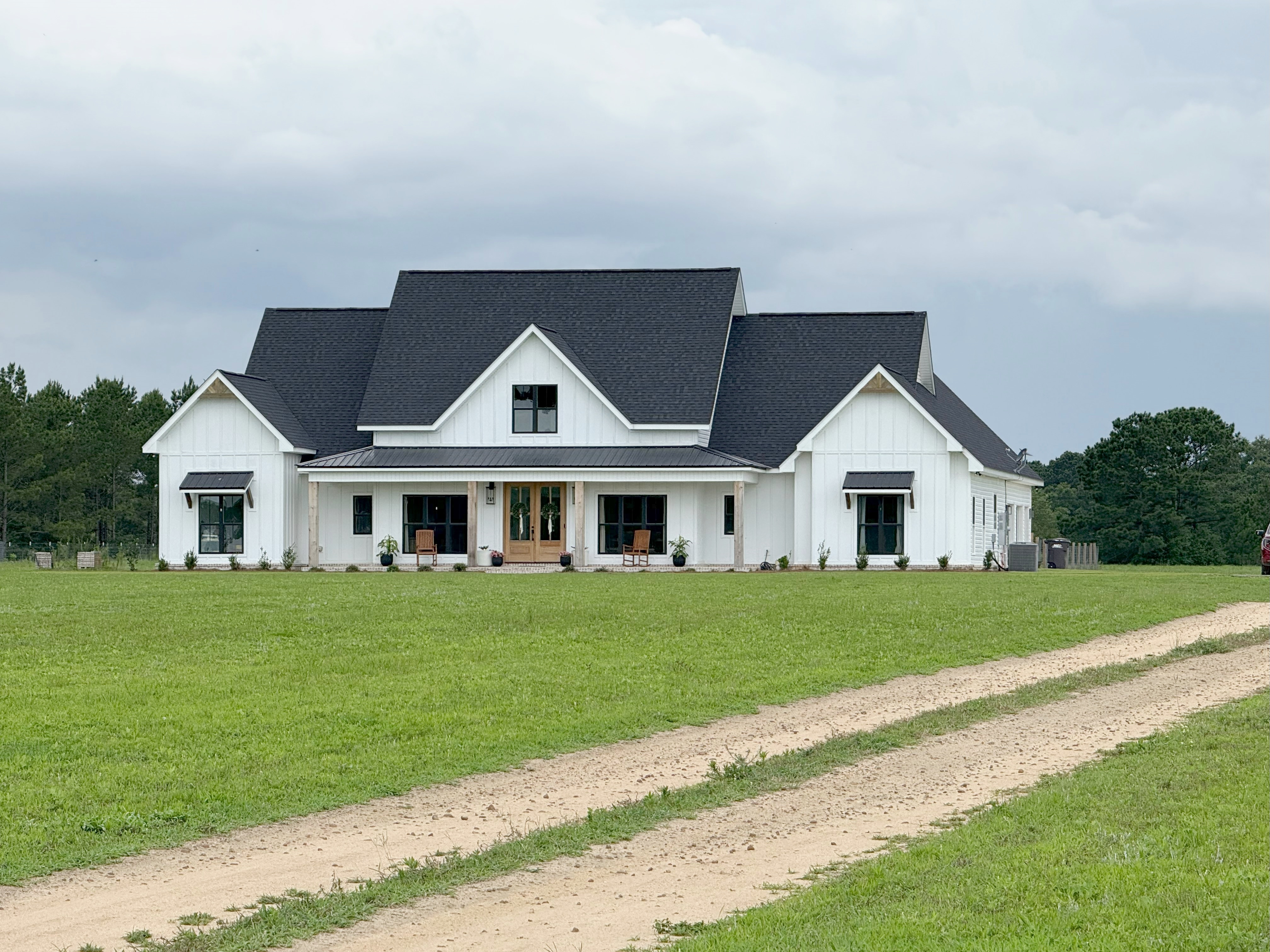 Headland, Alabama, 36345, United States, 4 Bedrooms Bedrooms, ,4 BathroomsBathrooms,Residential,For Sale,1977217