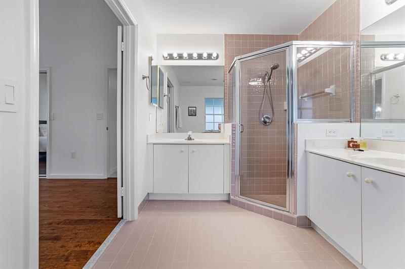 Sunrise, Florida, 33323, United States, 3 Bedrooms Bedrooms, ,2 BathroomsBathrooms,Residential,For Sale,1862219