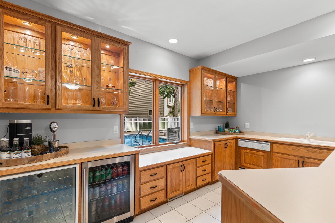 Chanhassen, Minnesota, 55317, United States, 5 Bedrooms Bedrooms, ,3 BathroomsBathrooms,Residential,For Sale,1926226