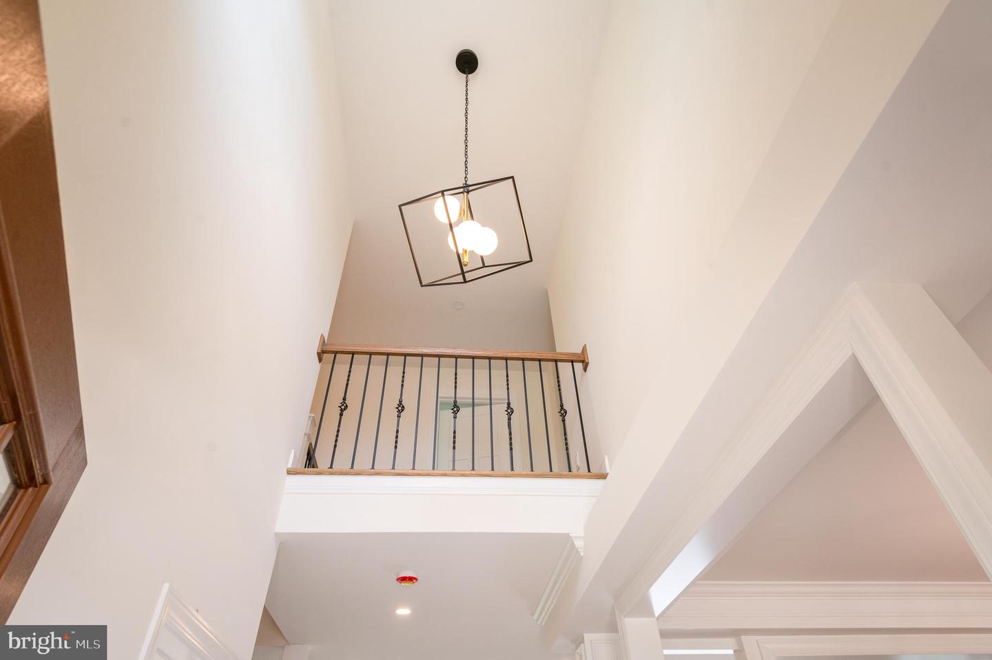Lancaster, Pennsylvania, 17602, United States, 4 Bedrooms Bedrooms, ,3 BathroomsBathrooms,Residential,For Sale,1874540