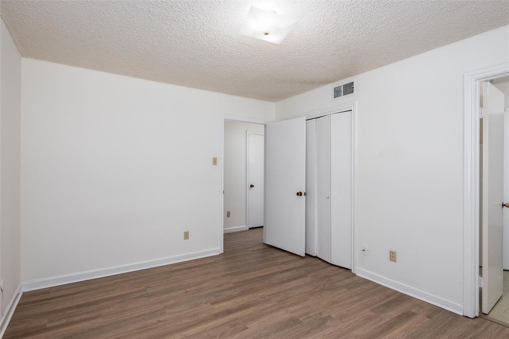 Dallas, Texas, 75229, United States, 6 Bedrooms Bedrooms, ,6 BathroomsBathrooms,Residential,For Sale,1940404