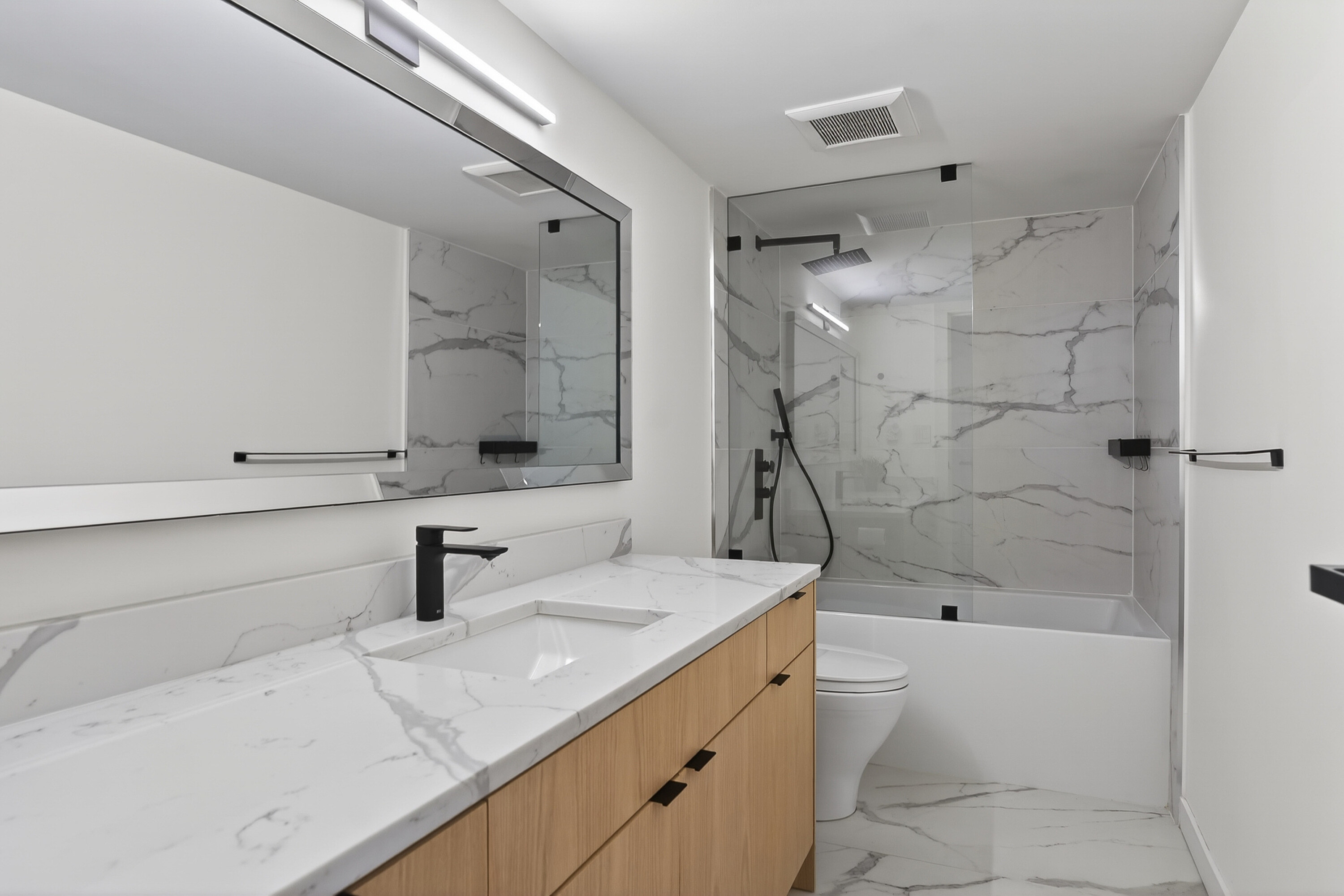  Impressive Coal Harbour Condo - 物件實景