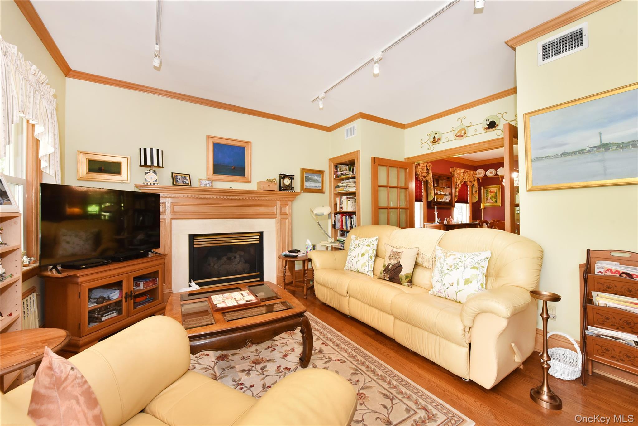 328 38th Road, Douglaston, NY, 11363 - 物件實景