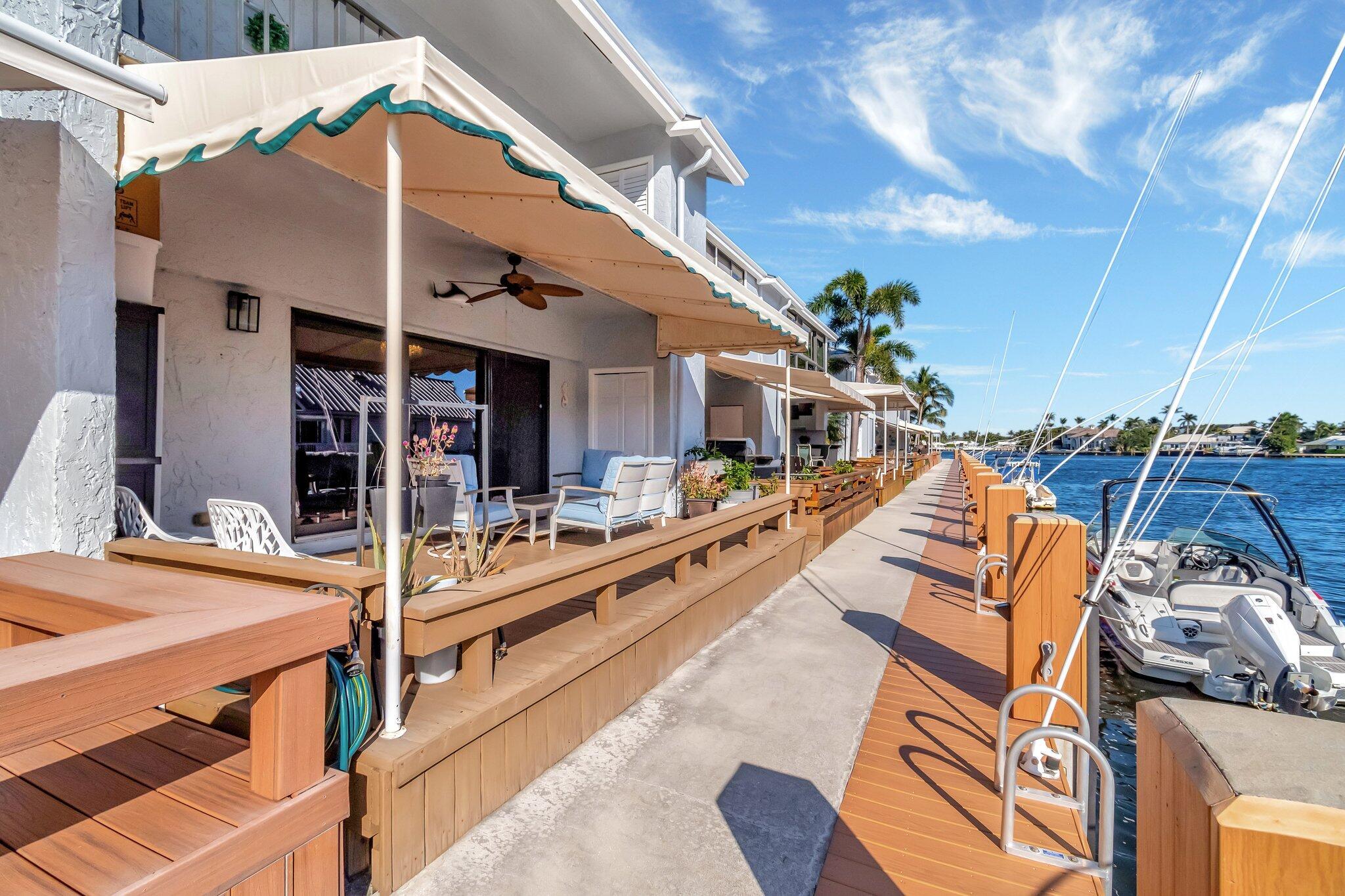 Boynton Beach, Florida, 33435, United States, 2 Bedrooms Bedrooms, ,3 BathroomsBathrooms,Residential,For Sale,1927808