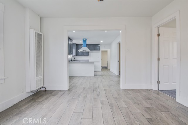 Los Angeles, California, 90002, United States, 3 Bedrooms Bedrooms, ,1 BathroomBathrooms,Residential,For Sale,1937405