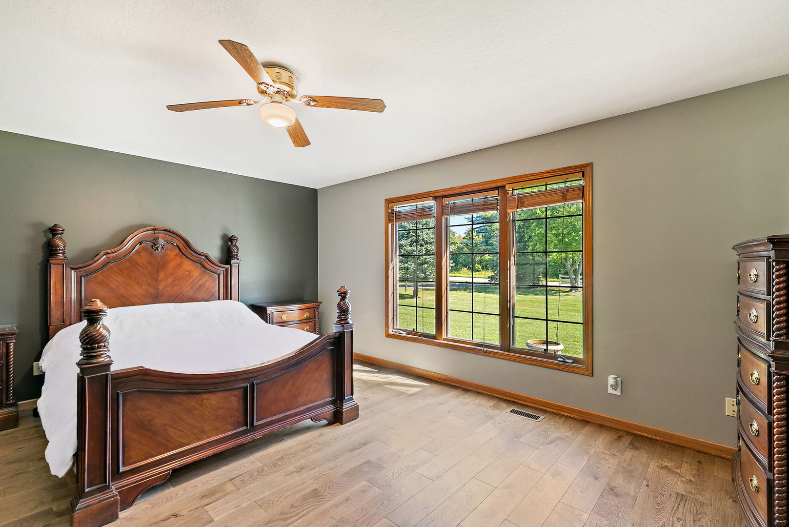 Custer Park, Illinois, 60481, United States, 4 Bedrooms Bedrooms, ,3 BathroomsBathrooms,Residential,For Sale,1977920