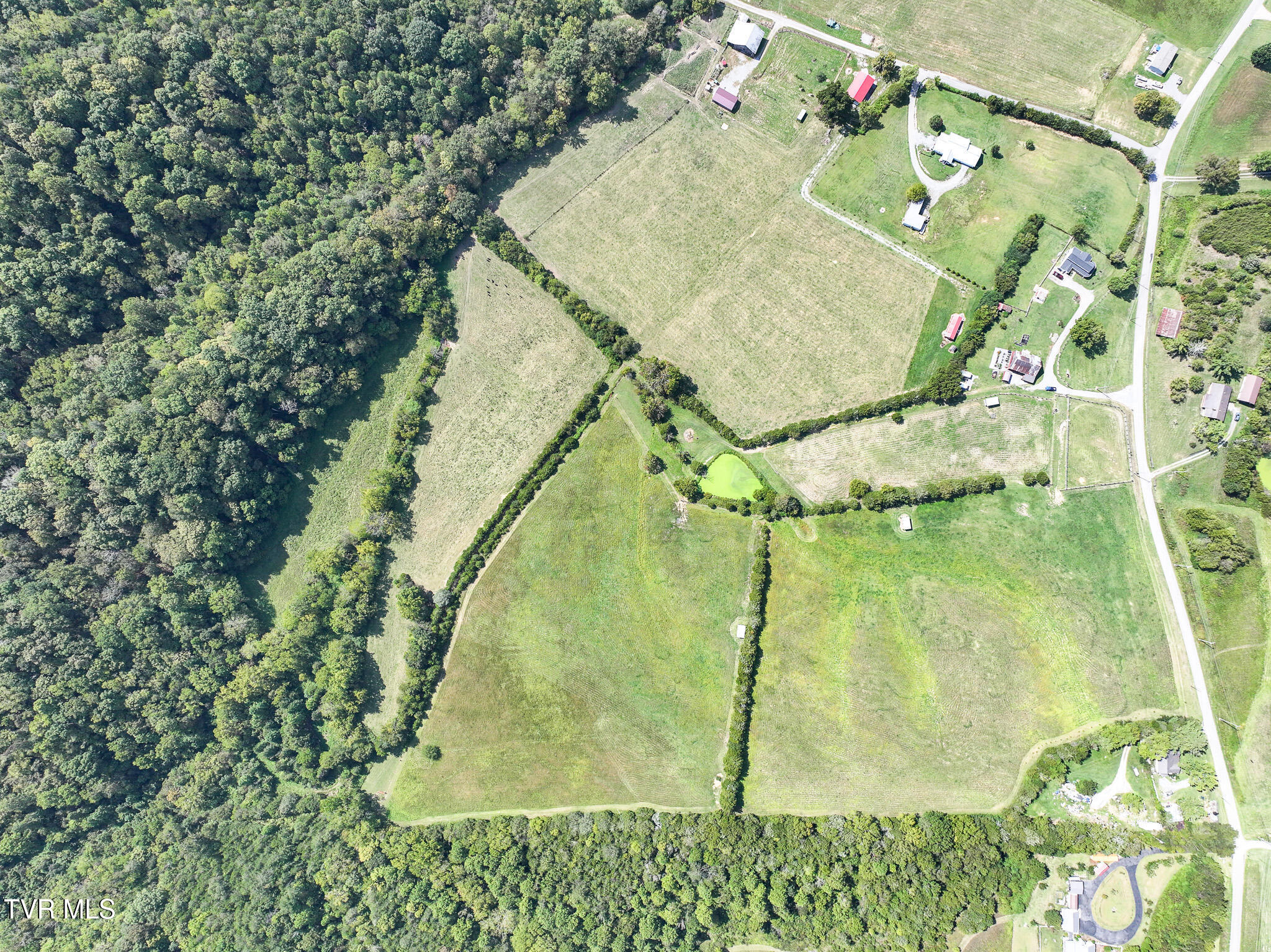 Greeneville, Tennessee, 37745, United States, 3 Bedrooms Bedrooms, ,3 BathroomsBathrooms,Residential,For Sale,2039547