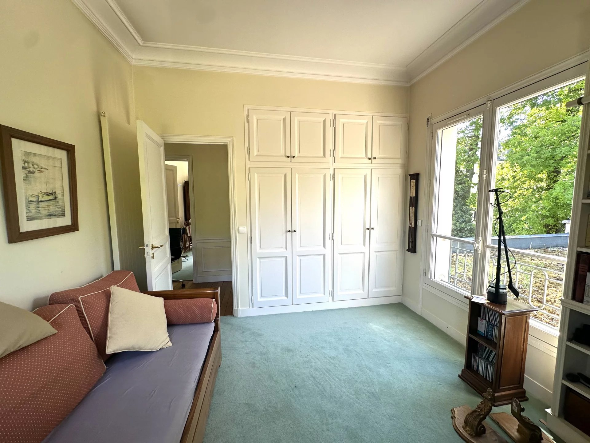 Le Vésinet, Île-de-France, 78110, FR, 5 Bedrooms Bedrooms, ,Residential,For Sale,1994336