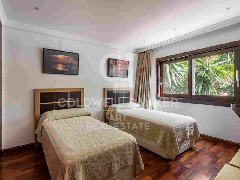 Estepona, Andalusia, ES, 8 Bedrooms Bedrooms, ,8 BathroomsBathrooms,Residential,For Sale,1806113