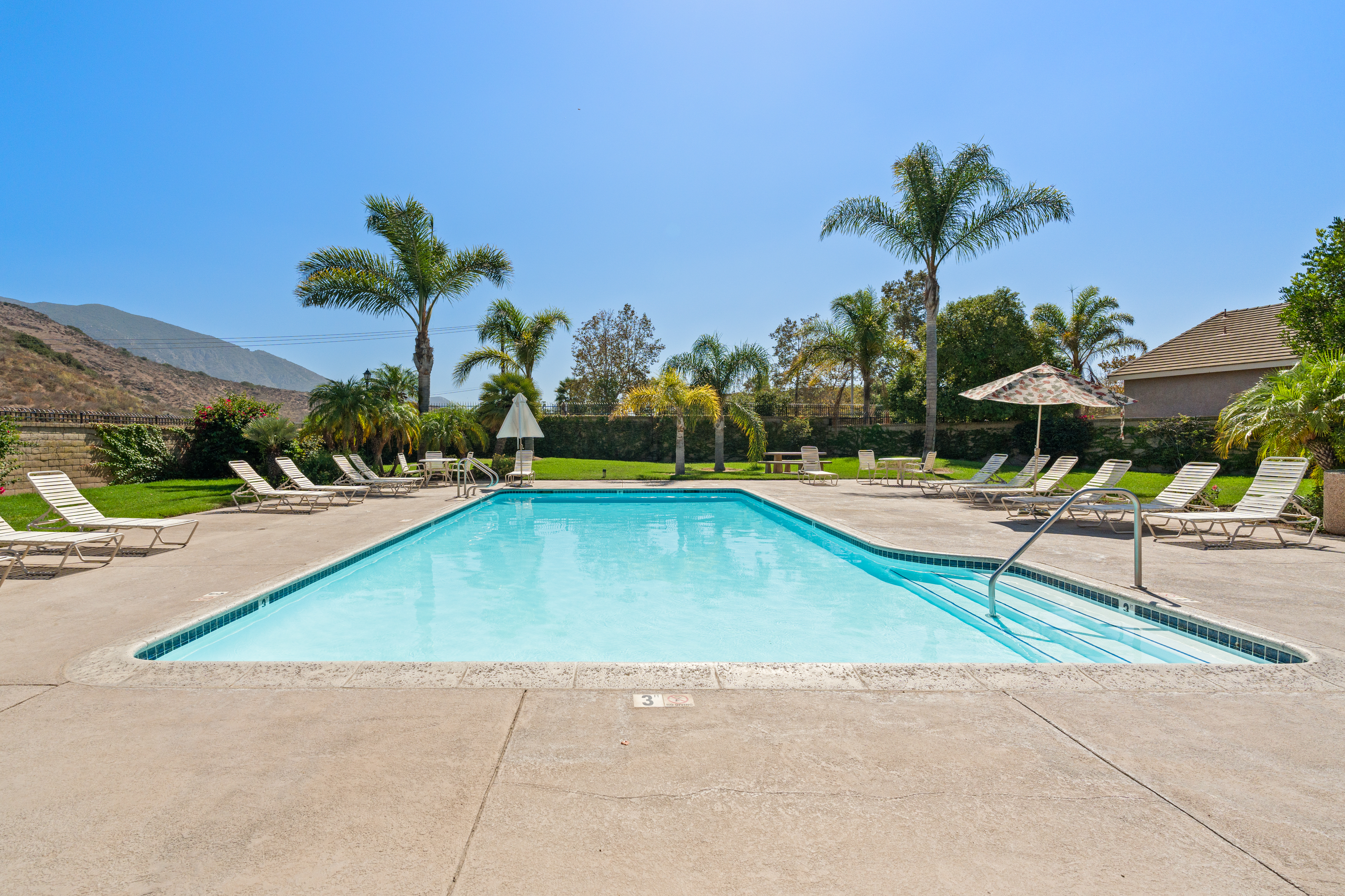  220 Camino El Rincon, Camarillo, CA 93012 - 物件實景