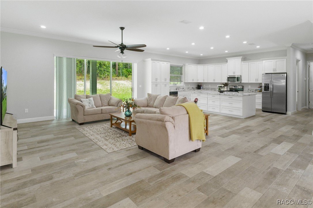 Beverly Hills, Florida, 34465, United States, 3 Bedrooms Bedrooms, ,2 BathroomsBathrooms,Residential,For Sale,1976467