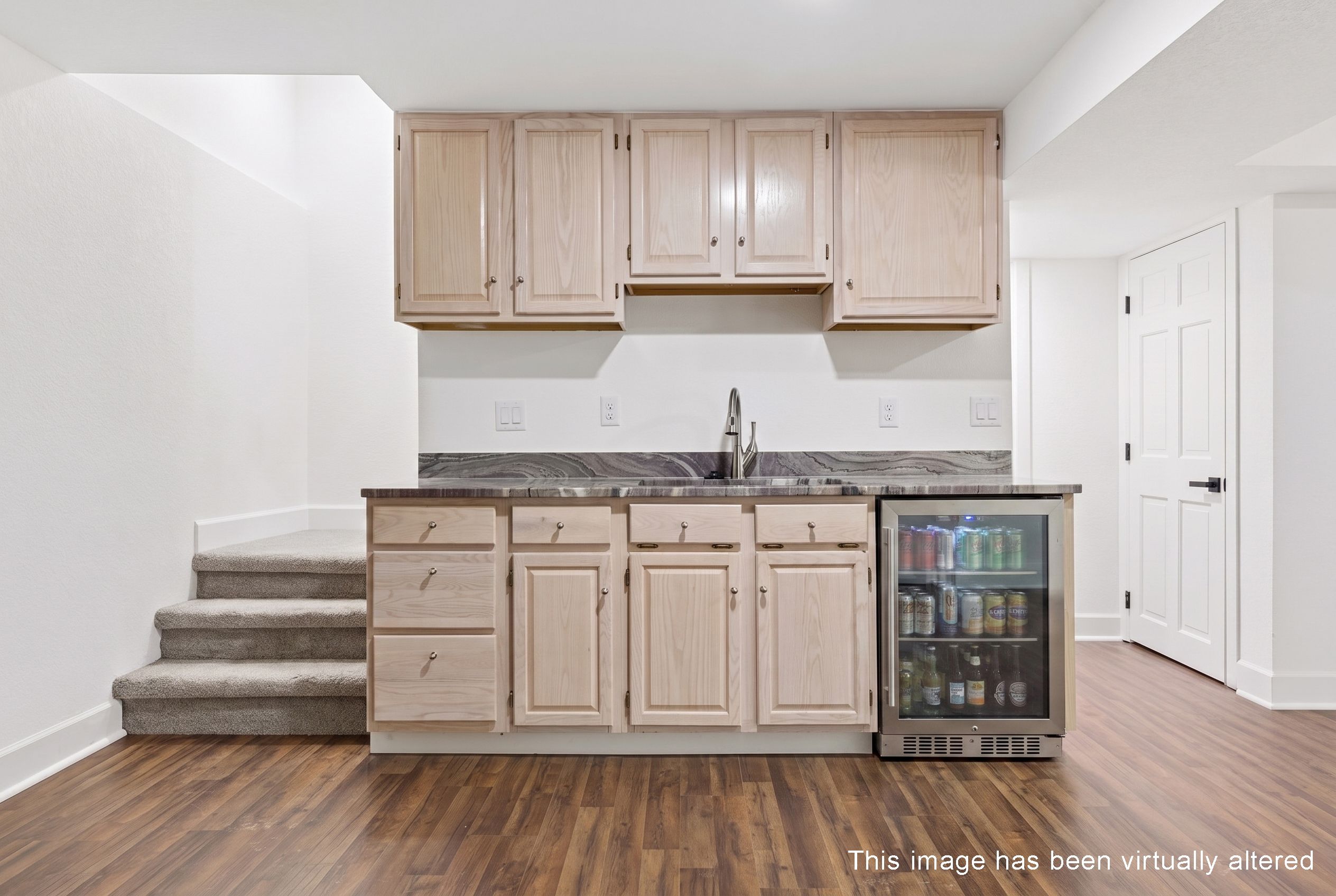  Nestled on a cul-de-sac in the sought-after Piney Creek neighborhood, - 物件實景