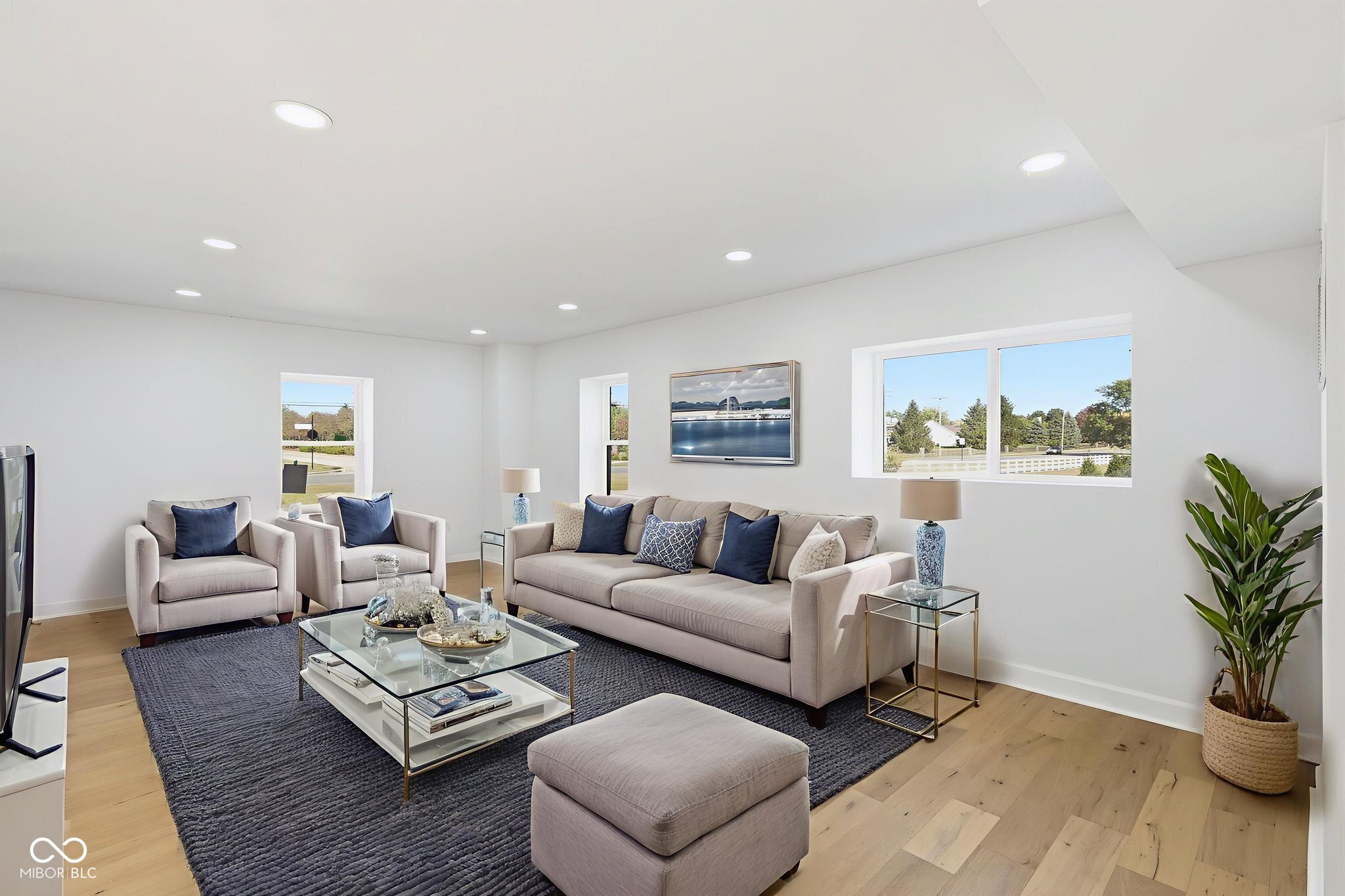 Carmel, Indiana, 46033, United States, 4 Bedrooms Bedrooms, ,3 BathroomsBathrooms,Residential,For Sale,1998022