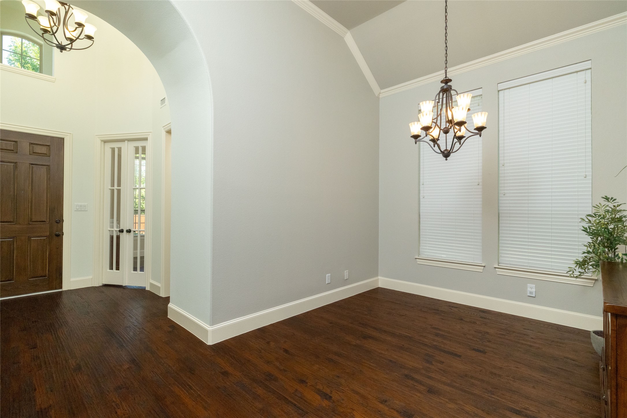 Lantana, Texas, 76226, United States, 3 Bedrooms Bedrooms, ,4 BathroomsBathrooms,Residential,For Sale,1902225