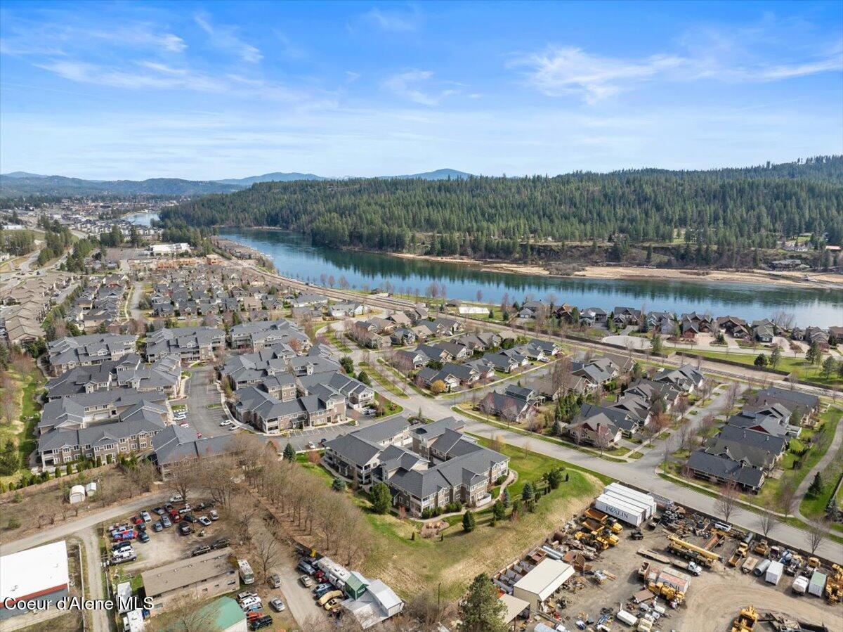 Coeur D'alene, Idaho, 83814, United States, 2 Bedrooms Bedrooms, ,1 BathroomBathrooms,Residential,For Sale,1761897