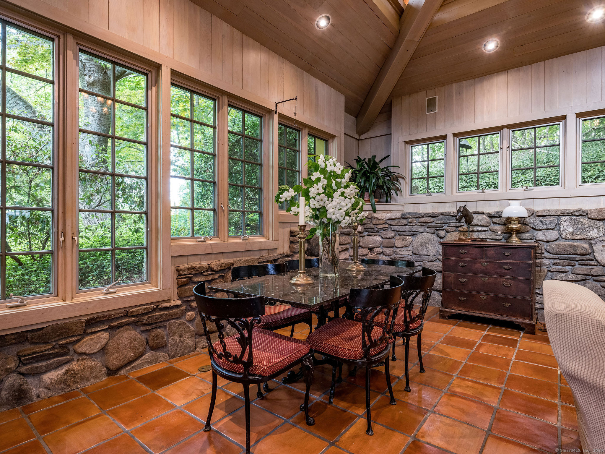 Madison, Connecticut, 06443, United States, 5 Bedrooms Bedrooms, ,4 BathroomsBathrooms,Residential,For Sale,1838358