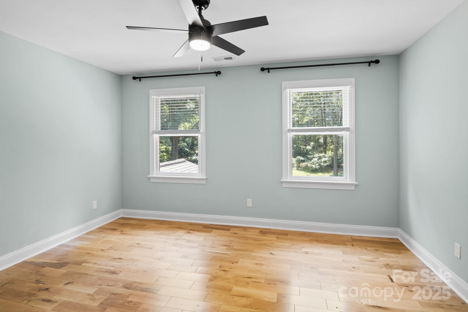 Matthews, North Carolina, 28104, United States, 4 Bedrooms Bedrooms, ,3 BathroomsBathrooms,Residential,For Sale,1876252