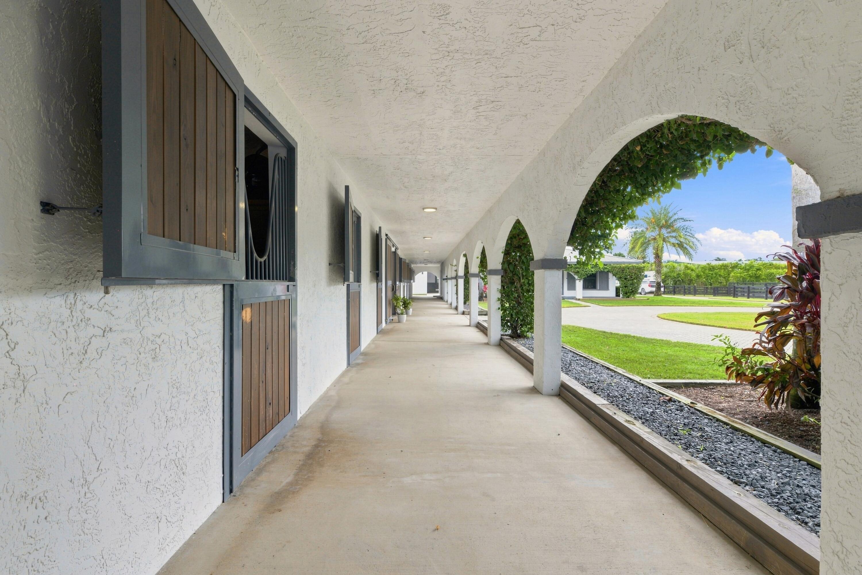  13155 Southfields Road - 物件實景