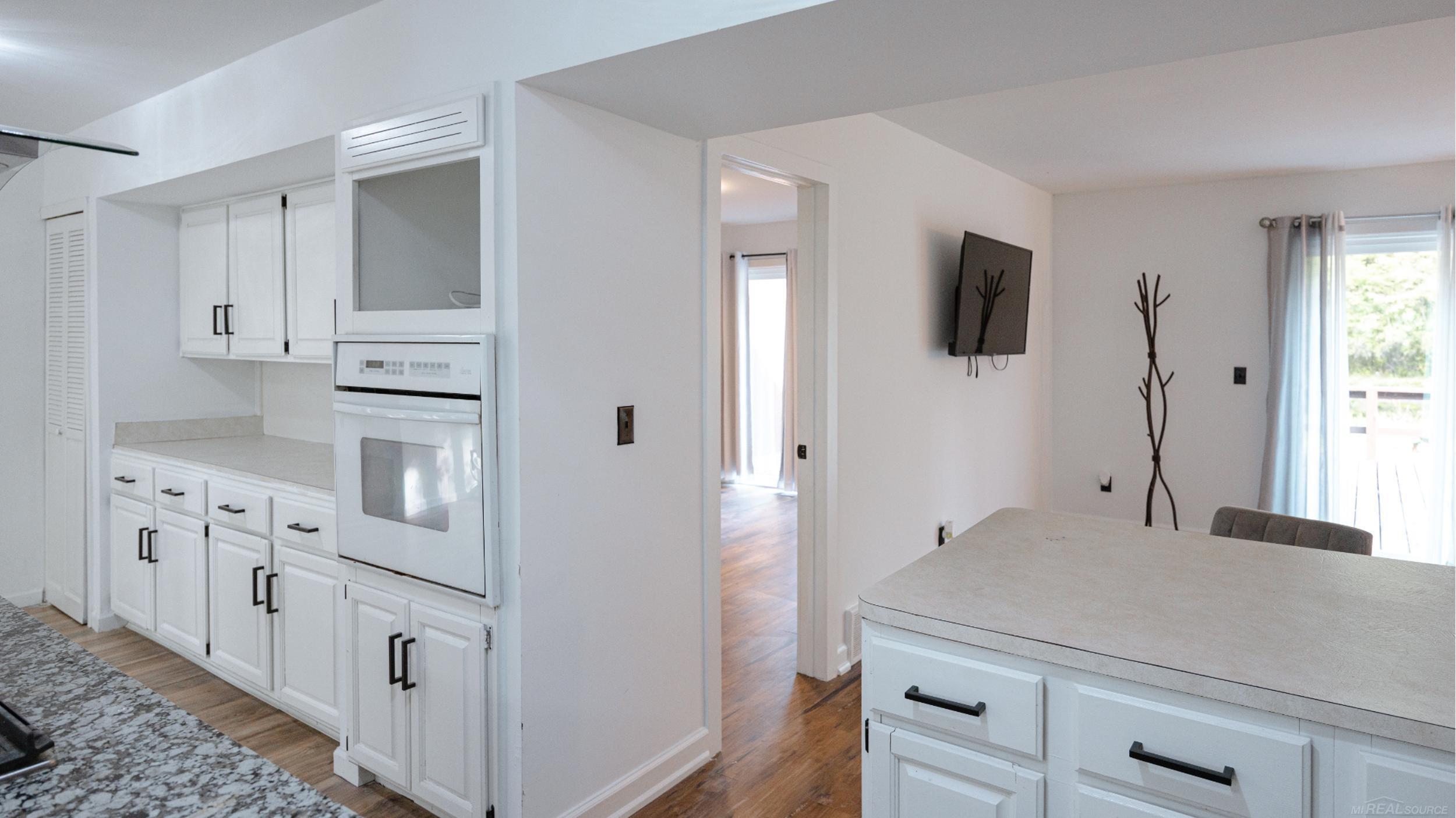 Columbus, Michigan, 48063, United States, 3 Bedrooms Bedrooms, ,3 BathroomsBathrooms,Residential,For Sale,1974296