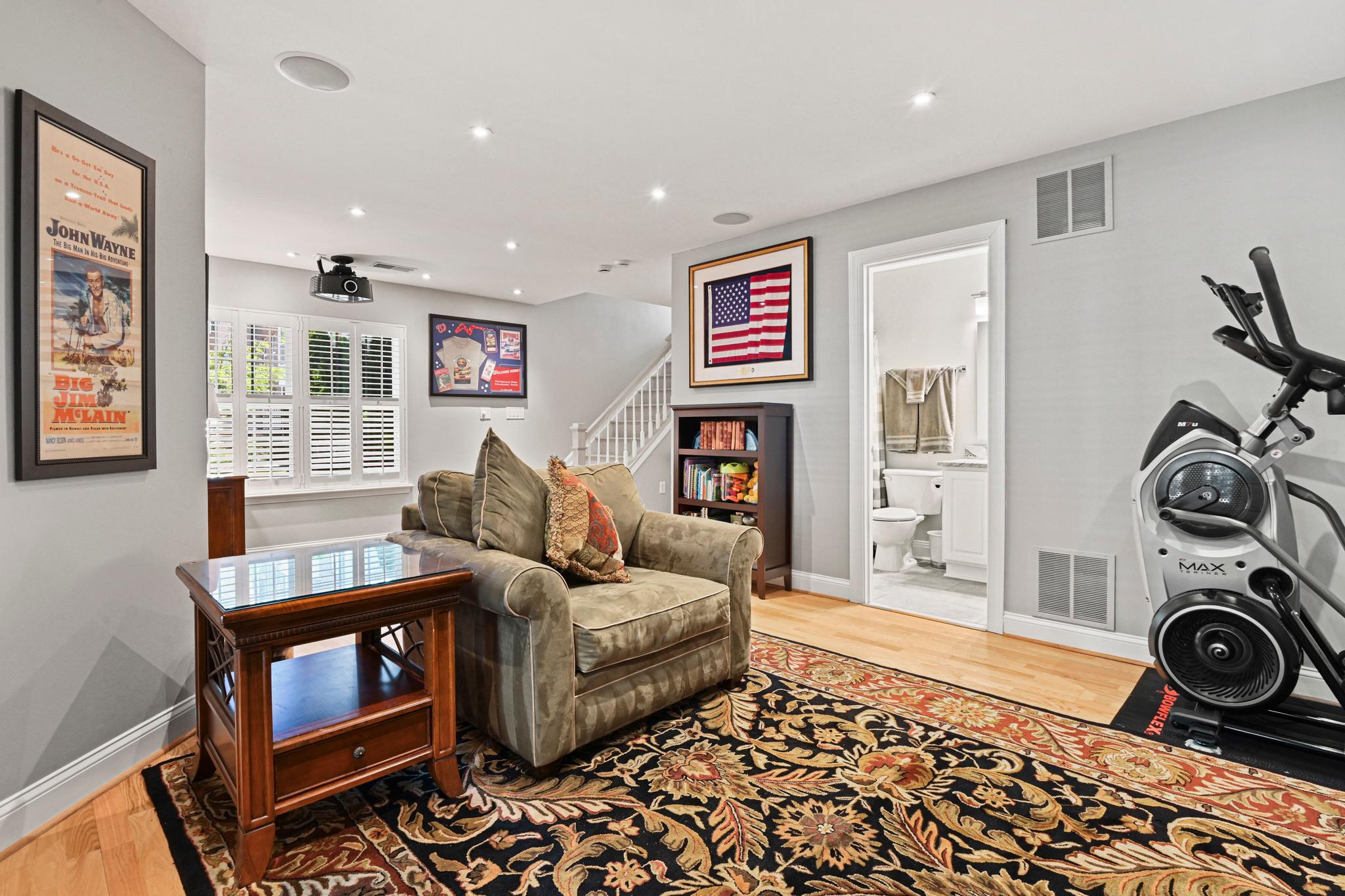  2966 Lismore Lane, Fairfax, VA, 22031 - 物件實景